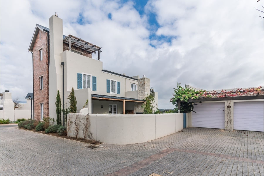 3 Bedroom Property for Sale in Nooitgedacht Village Western Cape